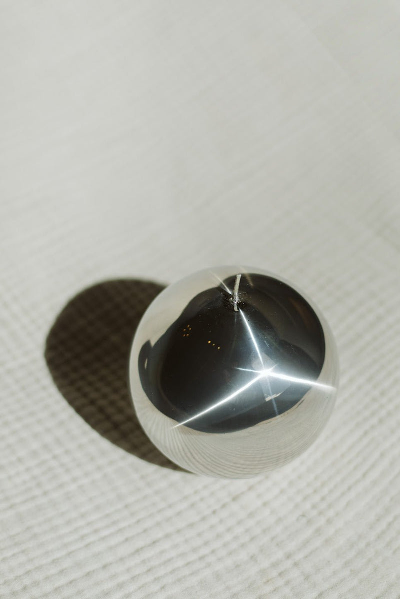 Lacquer Ball Candle - IDYLL MANOR