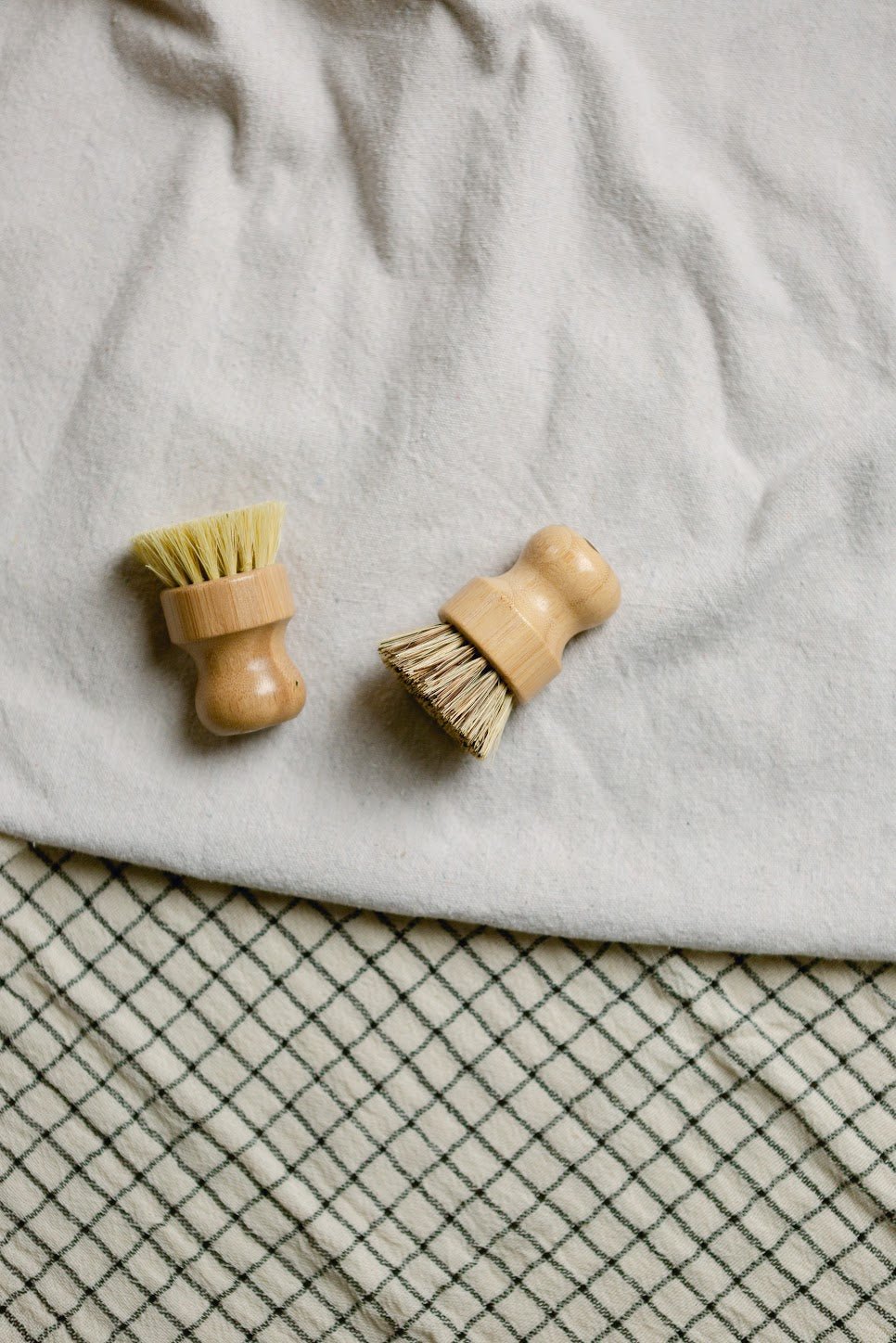 Palm Pot Scrub Brush - IDYLL MANOR