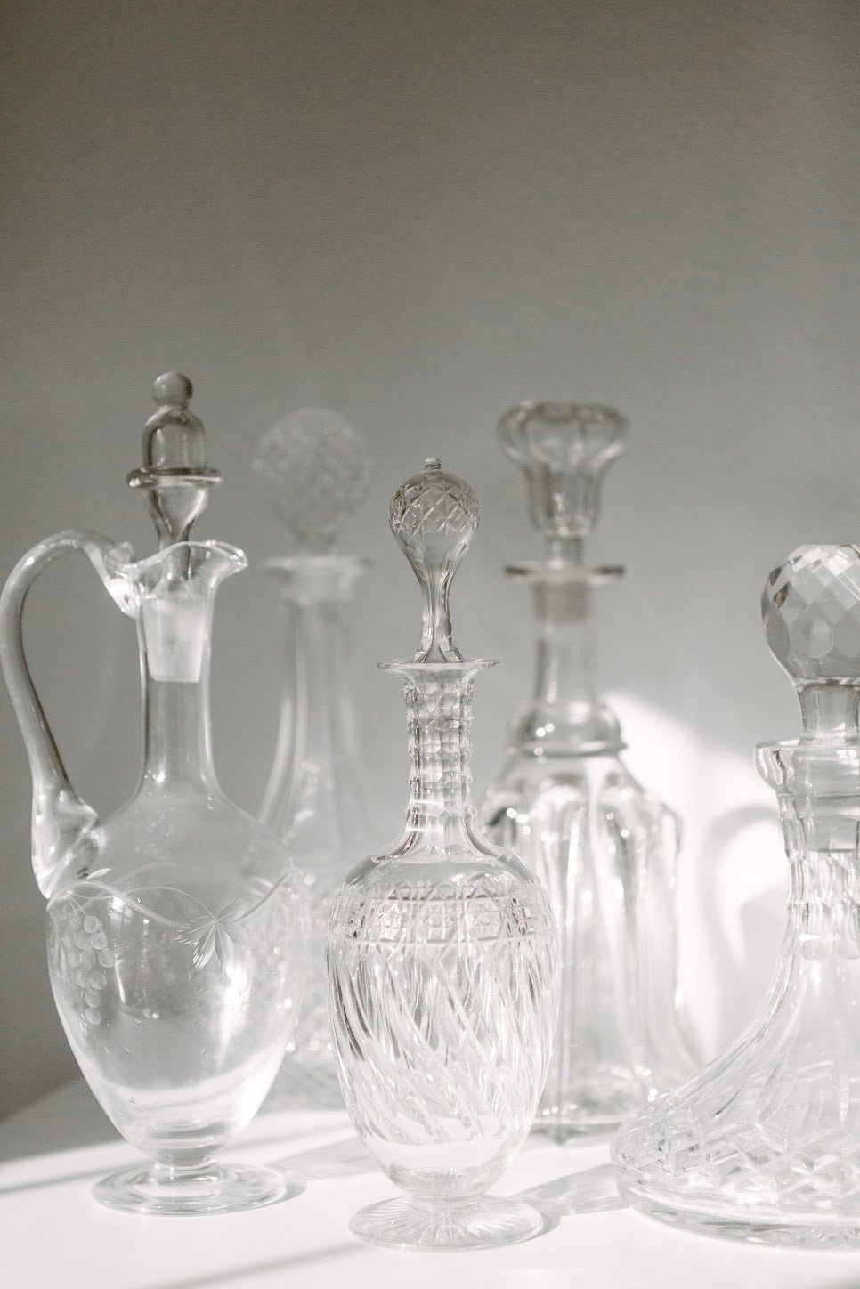 Victorian Vine Decanter - IDYLL MANOR