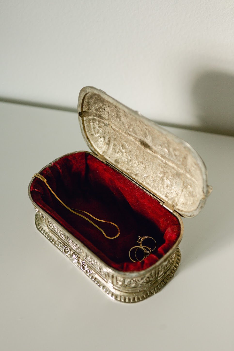 Antique Engraved Jewelry Box - IDYLL MANOR