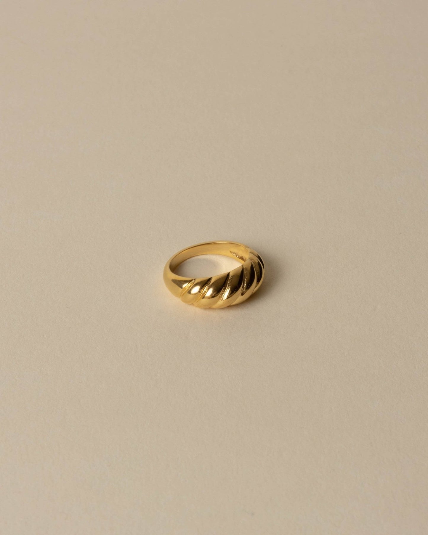 Croissant Ring - IDYLL MANOR