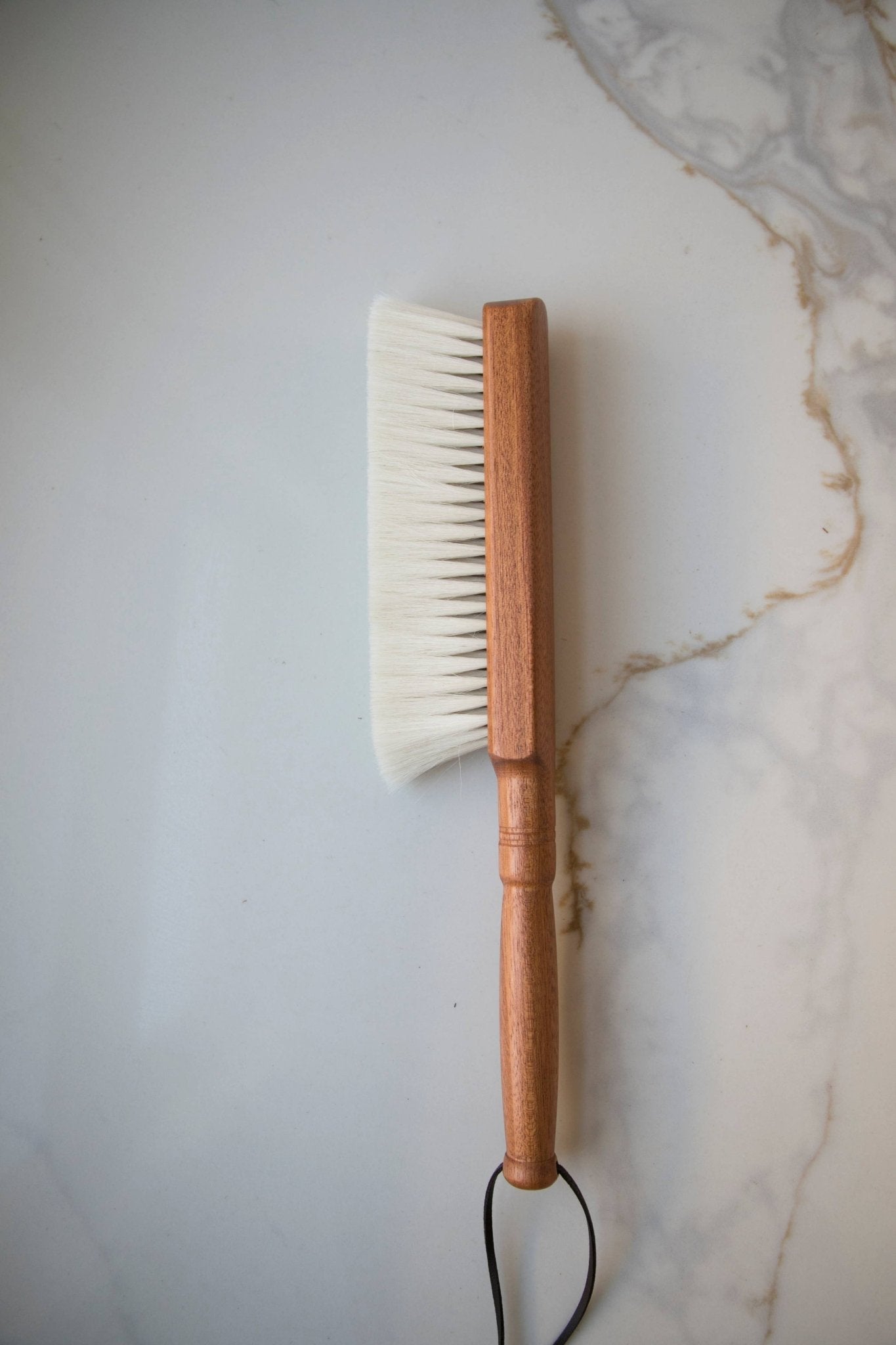 Cashmere Hand Brush - IDYLL MANOR