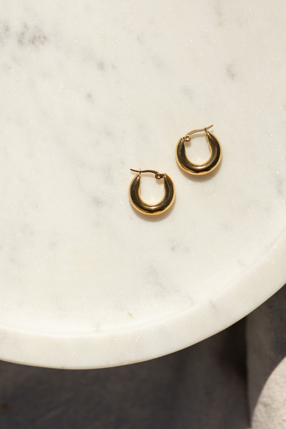 Chunky Staple Hoops (Multiple Sizes) - IDYLL MANOR