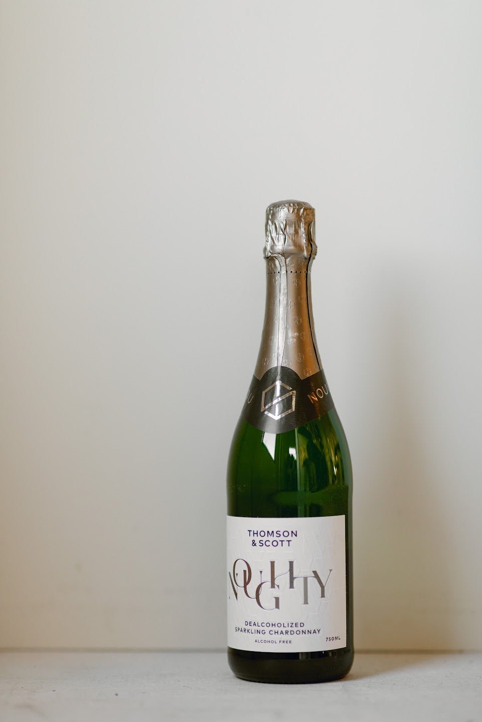 Non - Alcoholic Sparkling Chardonnay - IDYLL MANOR
