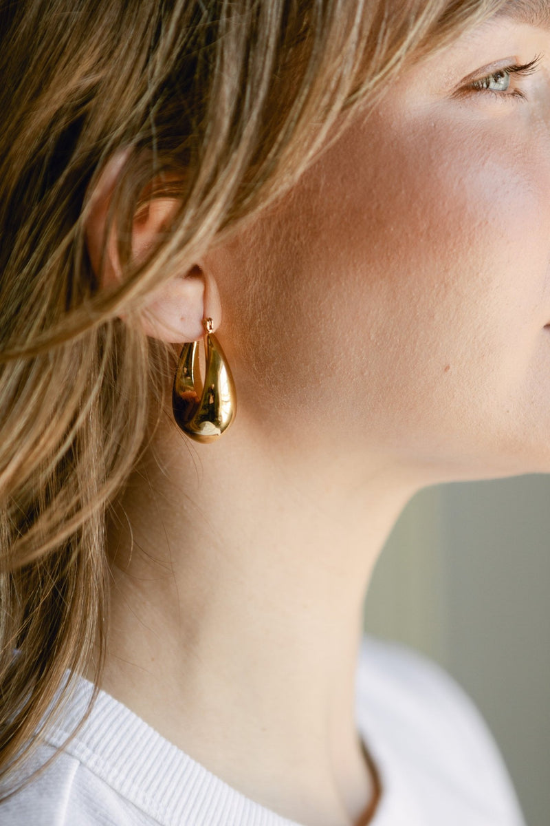 Hollow Oval Statement Earrings - IDYLL MANOR
