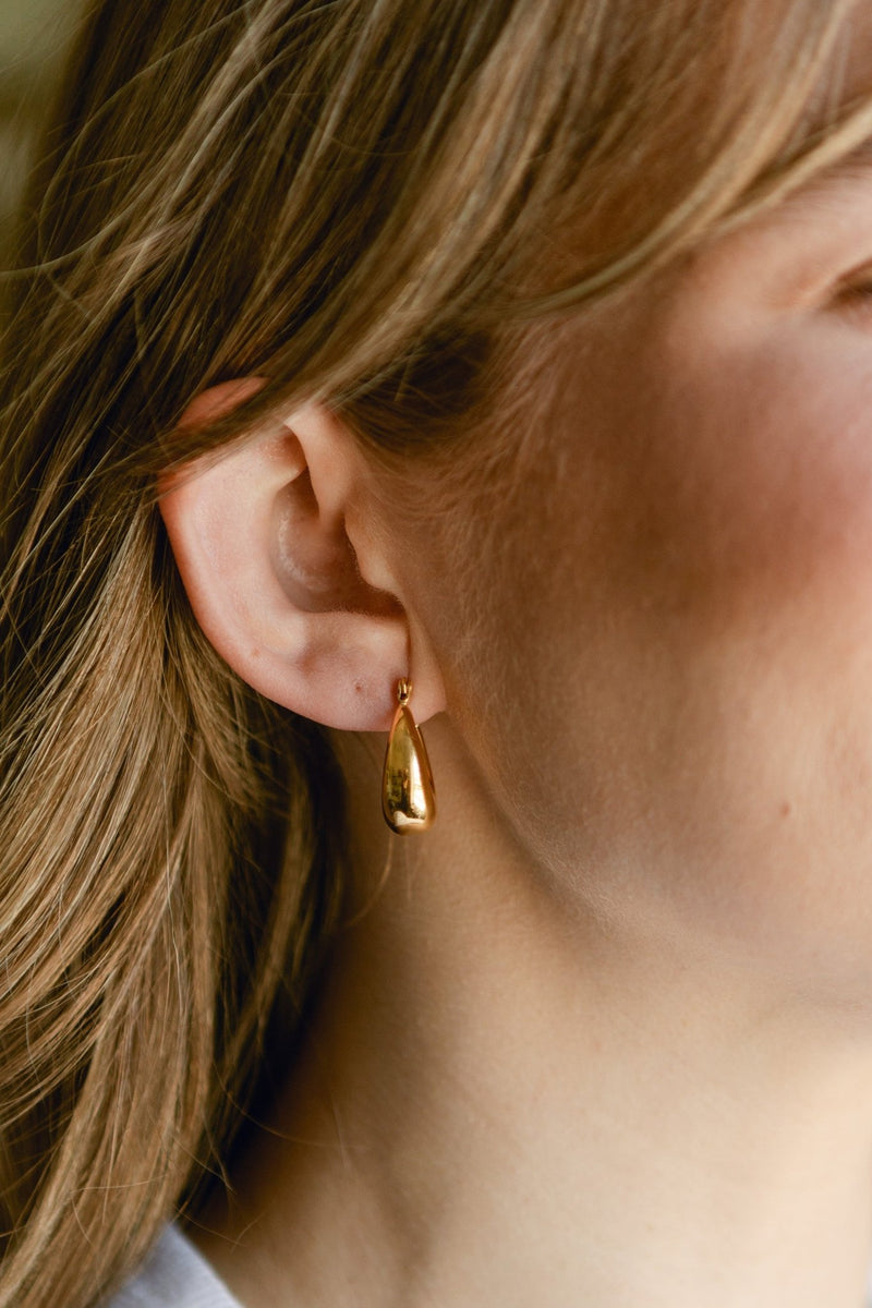Oval Goldie Hoops - IDYLL MANOR