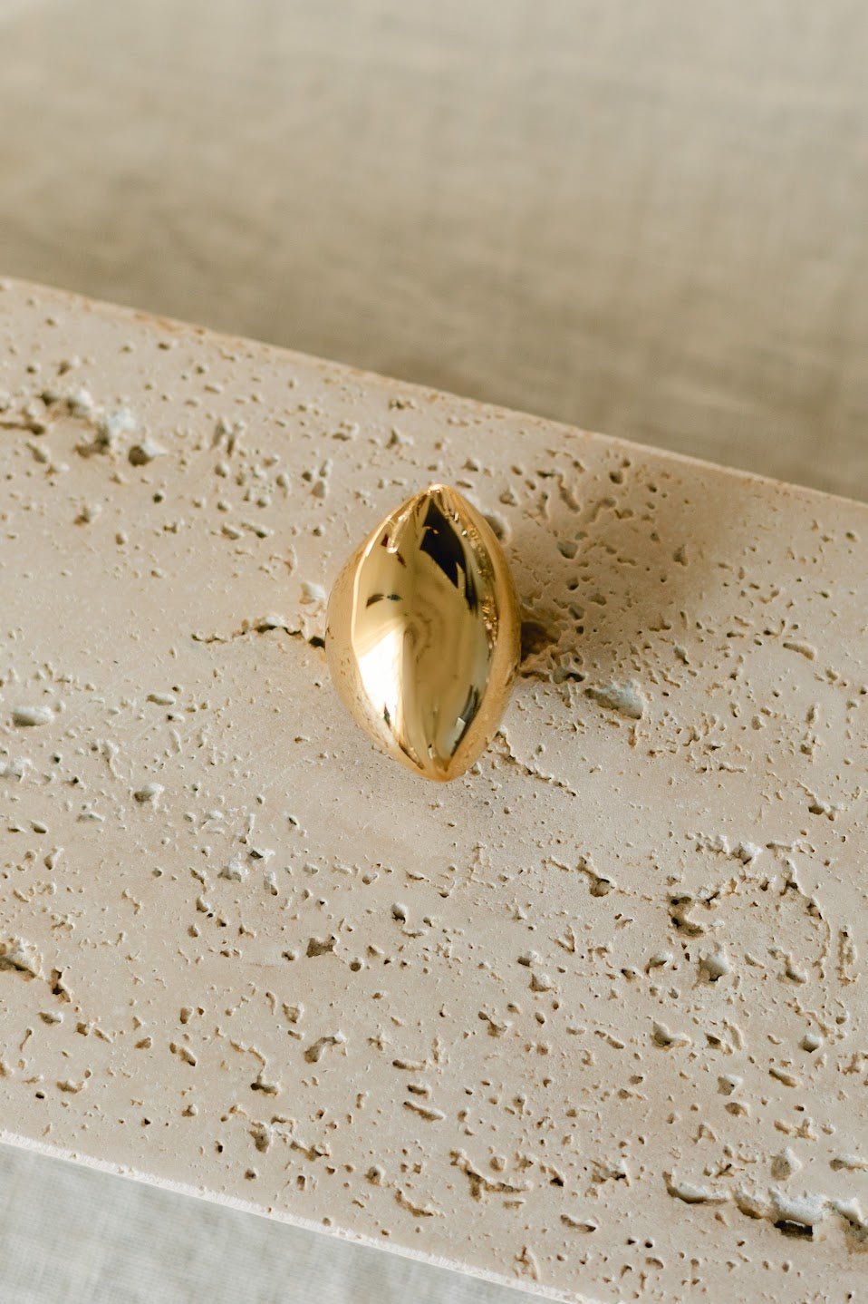 Chunky Oval Ring - IDYLL MANOR