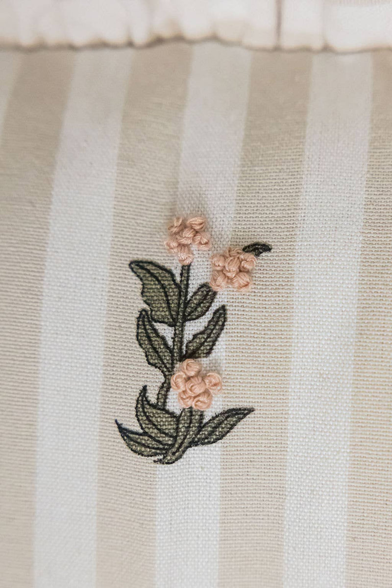 Frances Ruffled Pillow - IDYLL MANOR