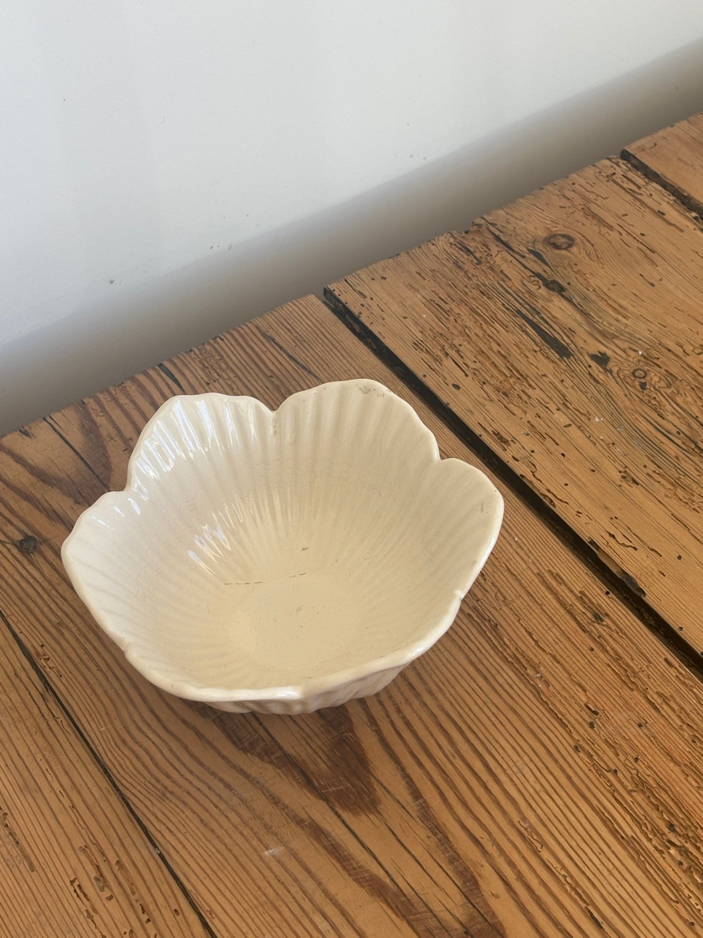 Handmade Flower Bowl - IDYLL MANOR