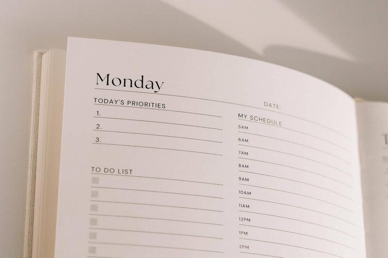 Daily Planner - IDYLL MANOR
