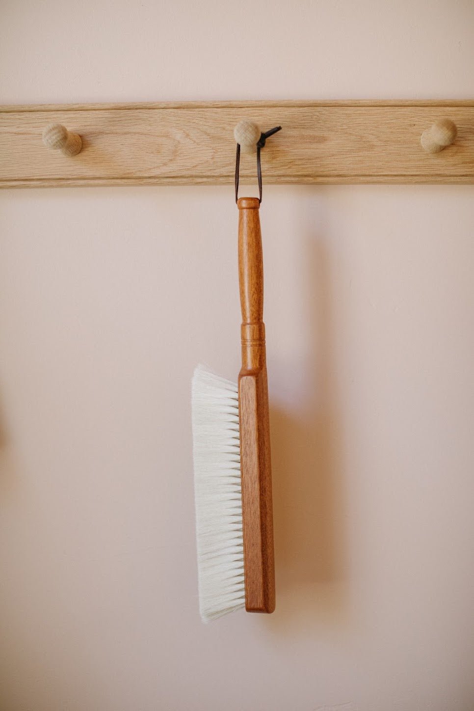 Cashmere Hand Brush - IDYLL MANOR