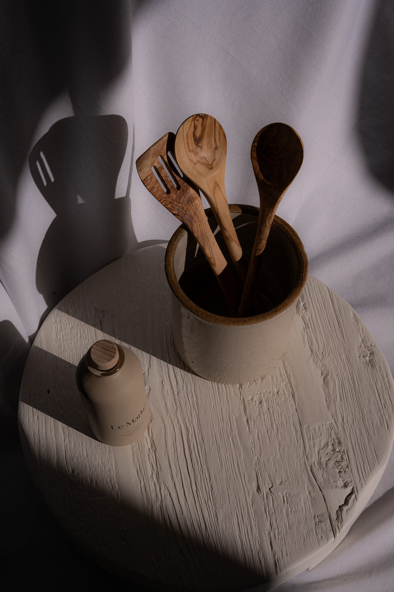 Round White Trivet | Large - IDYLL MANOR