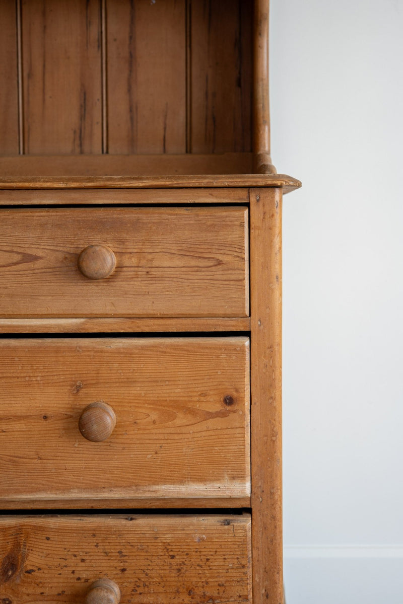 Honey Kitchen Dresser - IDYLL MANOR