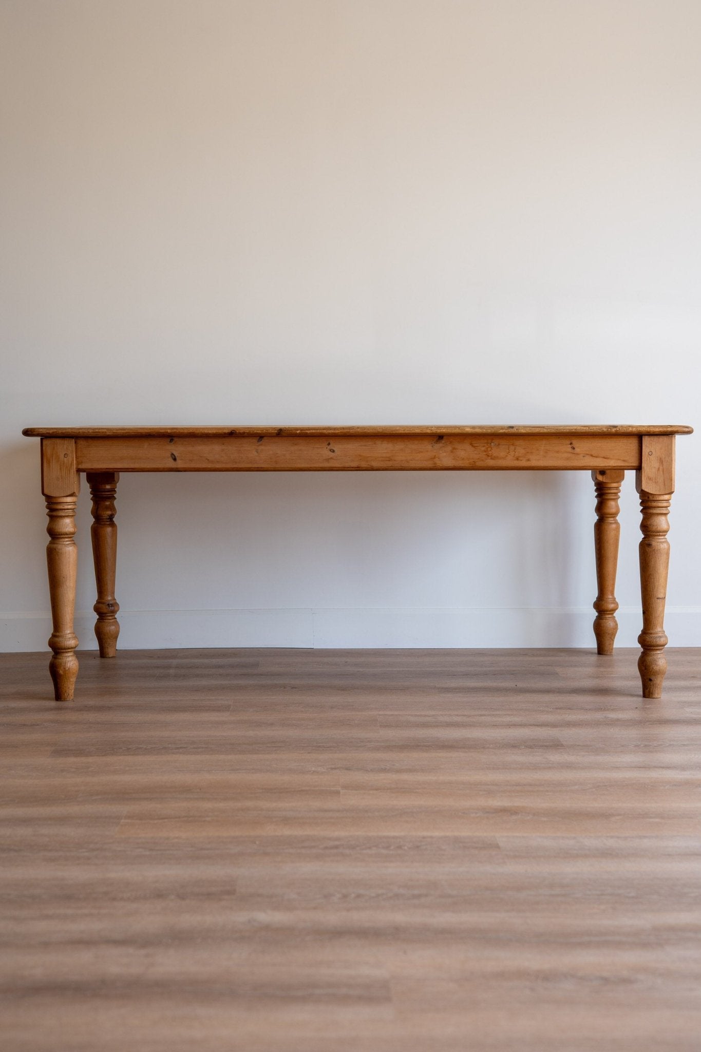 Pine Dining Table - IDYLL MANOR