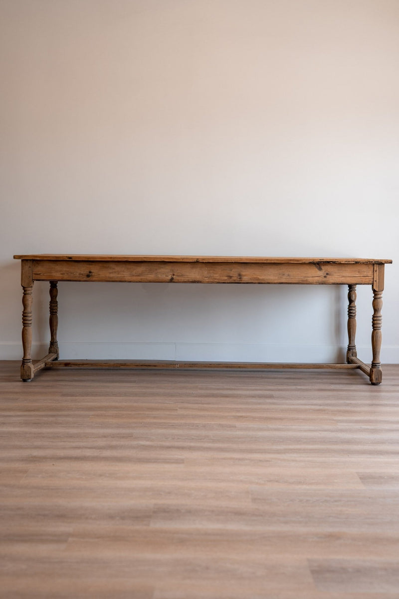 Large French Wine Tasting Table - IDYLL MANOR
