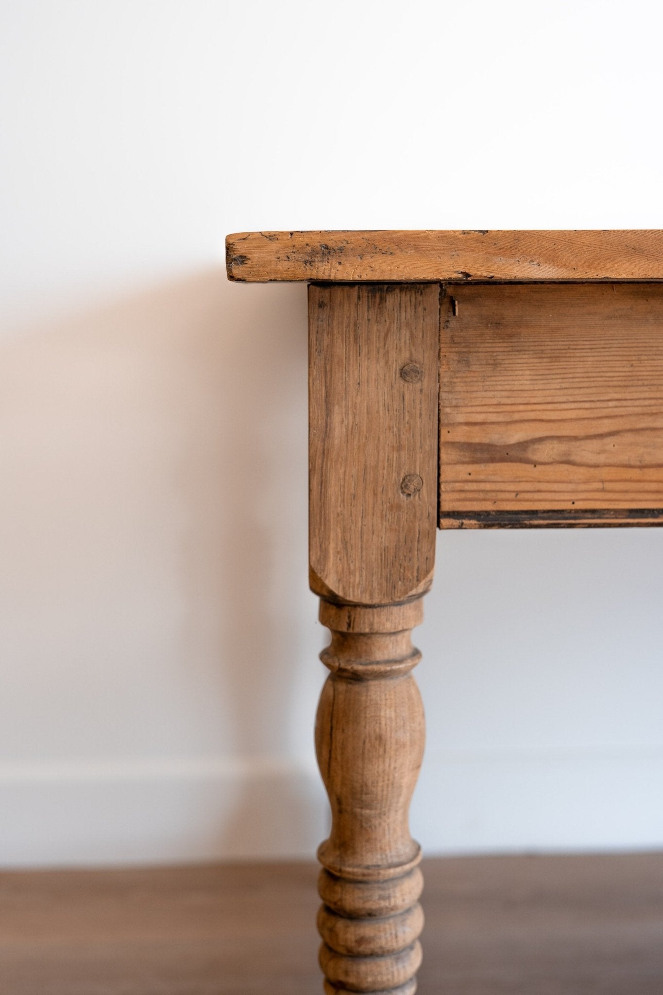 Large French Wine Tasting Table - IDYLL MANOR