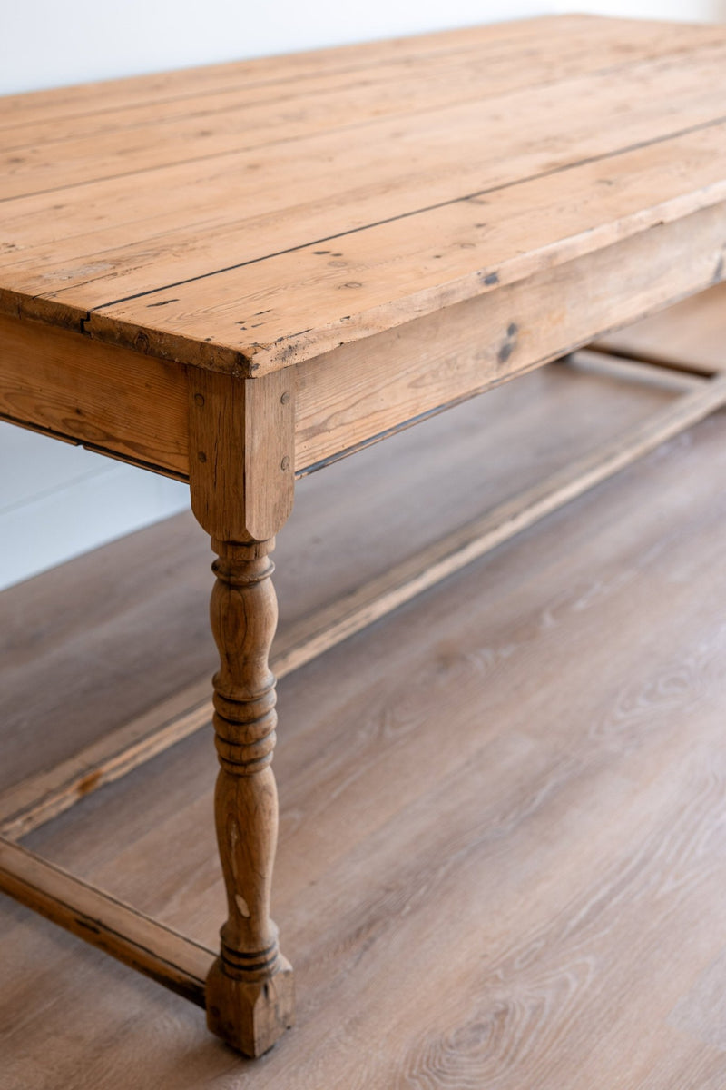 Large French Wine Tasting Table - IDYLL MANOR