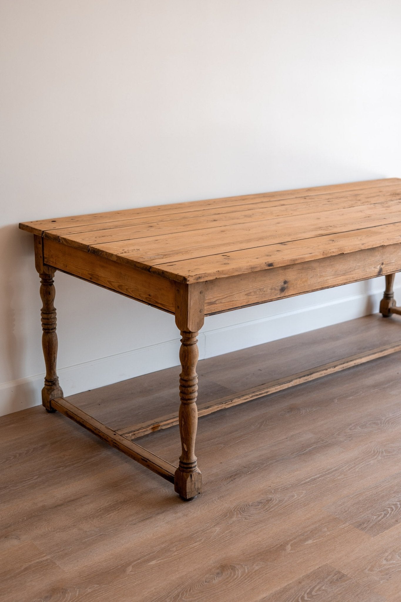 Large French Wine Tasting Table - IDYLL MANOR