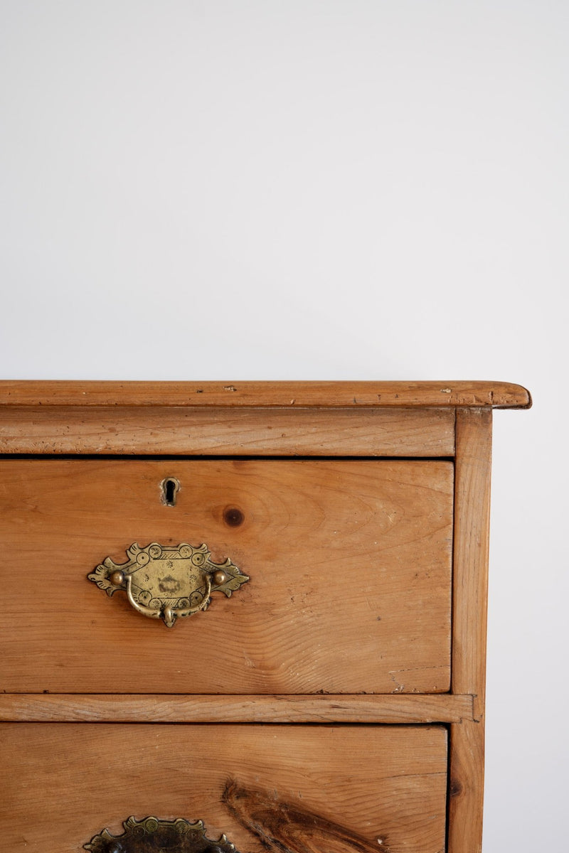 Victorian Pine Chest of Drawers - IDYLL MANOR