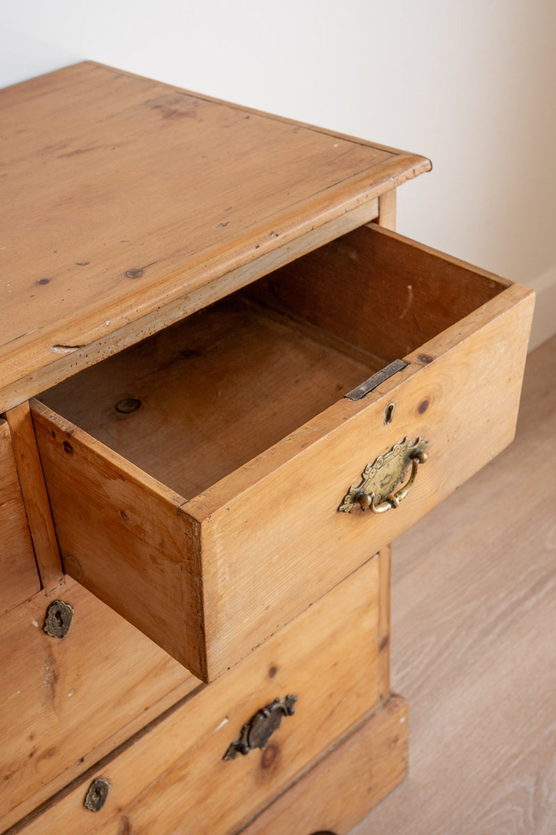 Victorian Pine Chest of Drawers - IDYLL MANOR