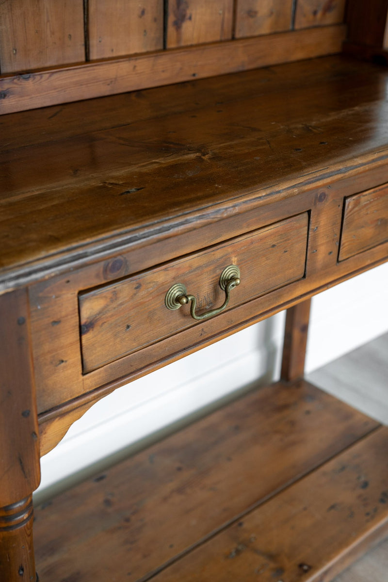 Small Honey Kitchen Dresser - IDYLL MANOR