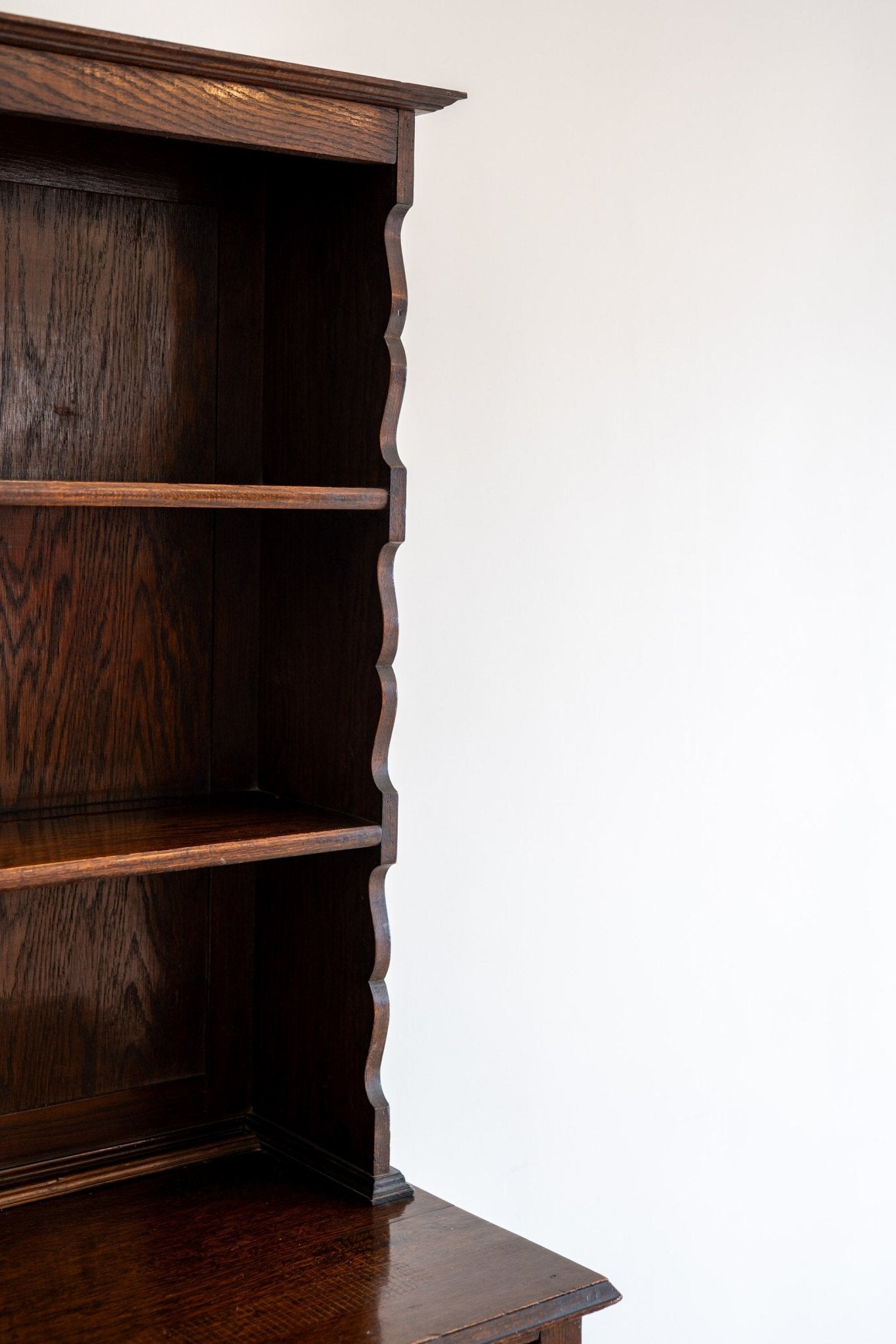 Dark Oak Kitchen Dresser - IDYLL MANOR