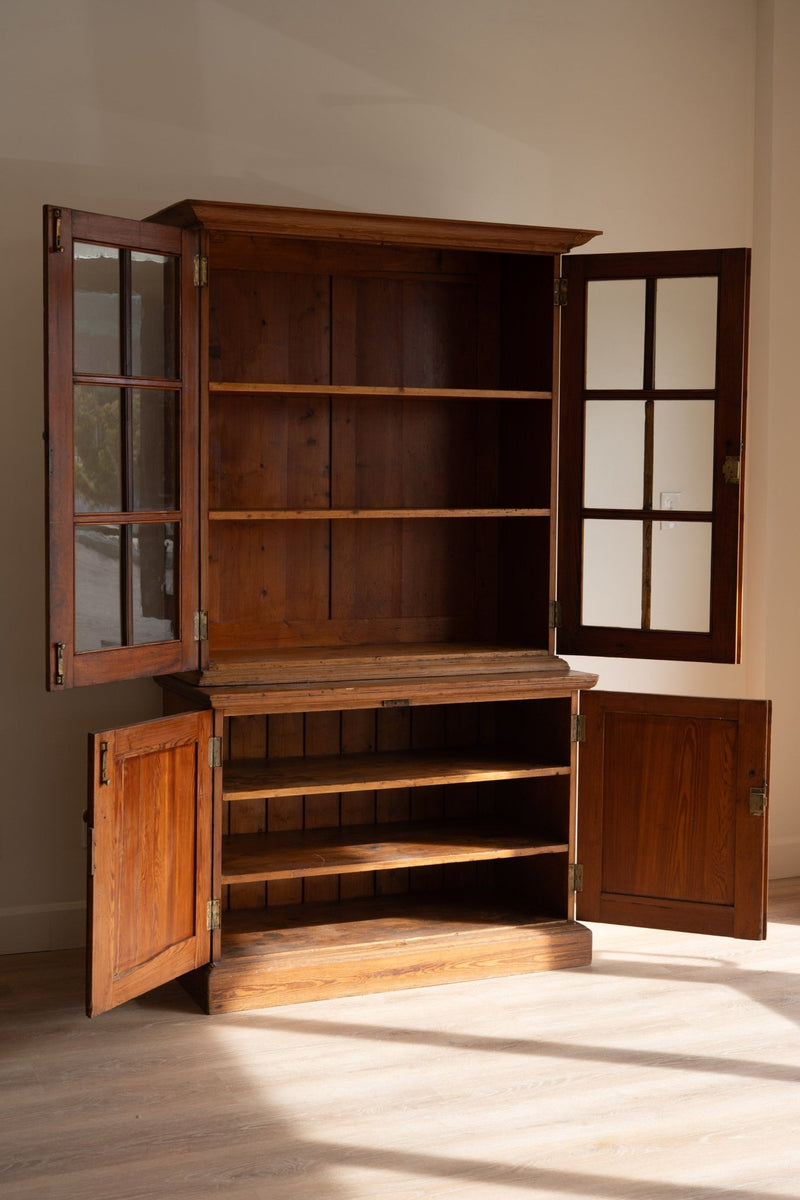Pitch Pine Kitchen Dresser - IDYLL MANOR