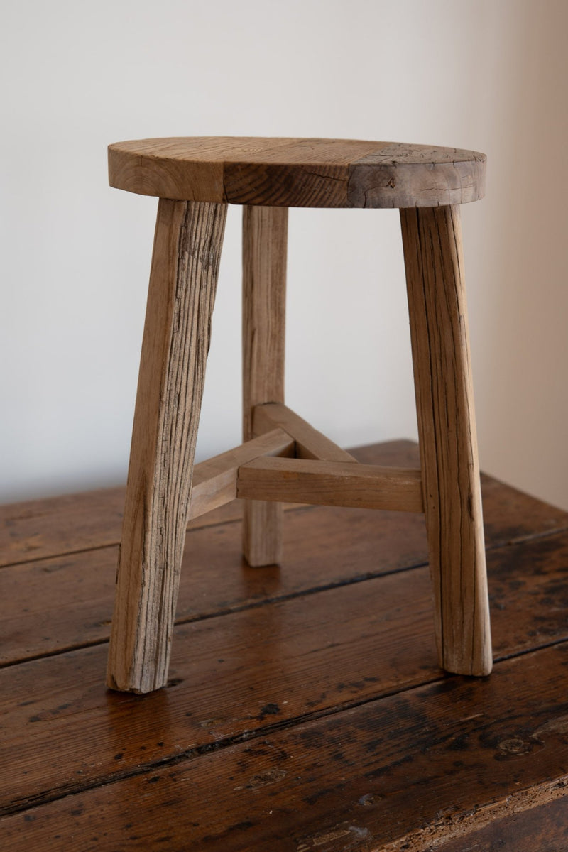 Milking Stool - IDYLL MANOR