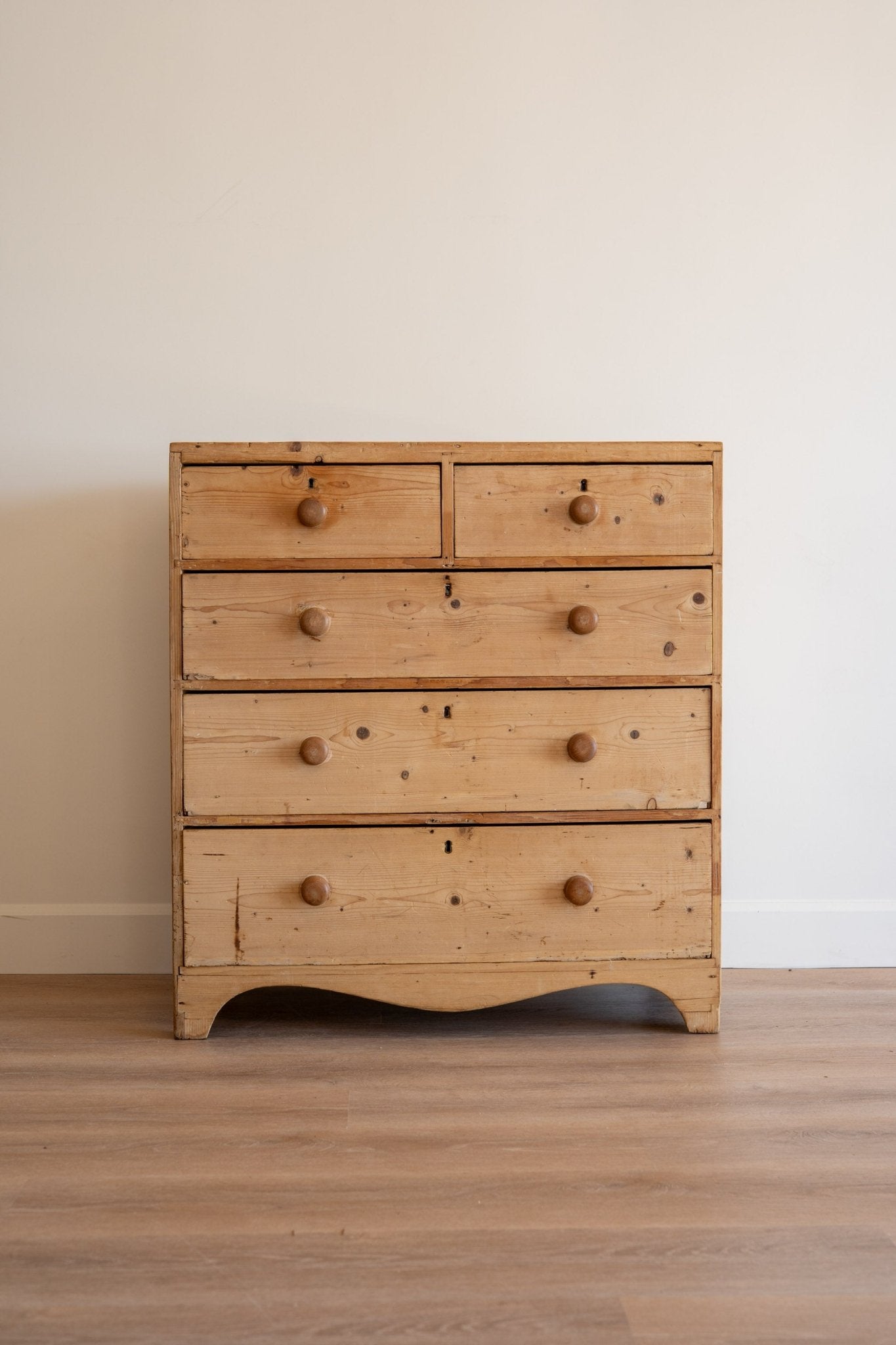 Heritage Pine Chest of Drawers - IDYLL MANOR