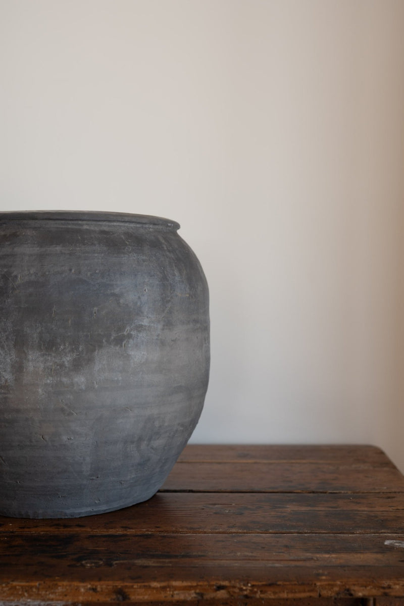 Large Planter Pots - IDYLL MANOR