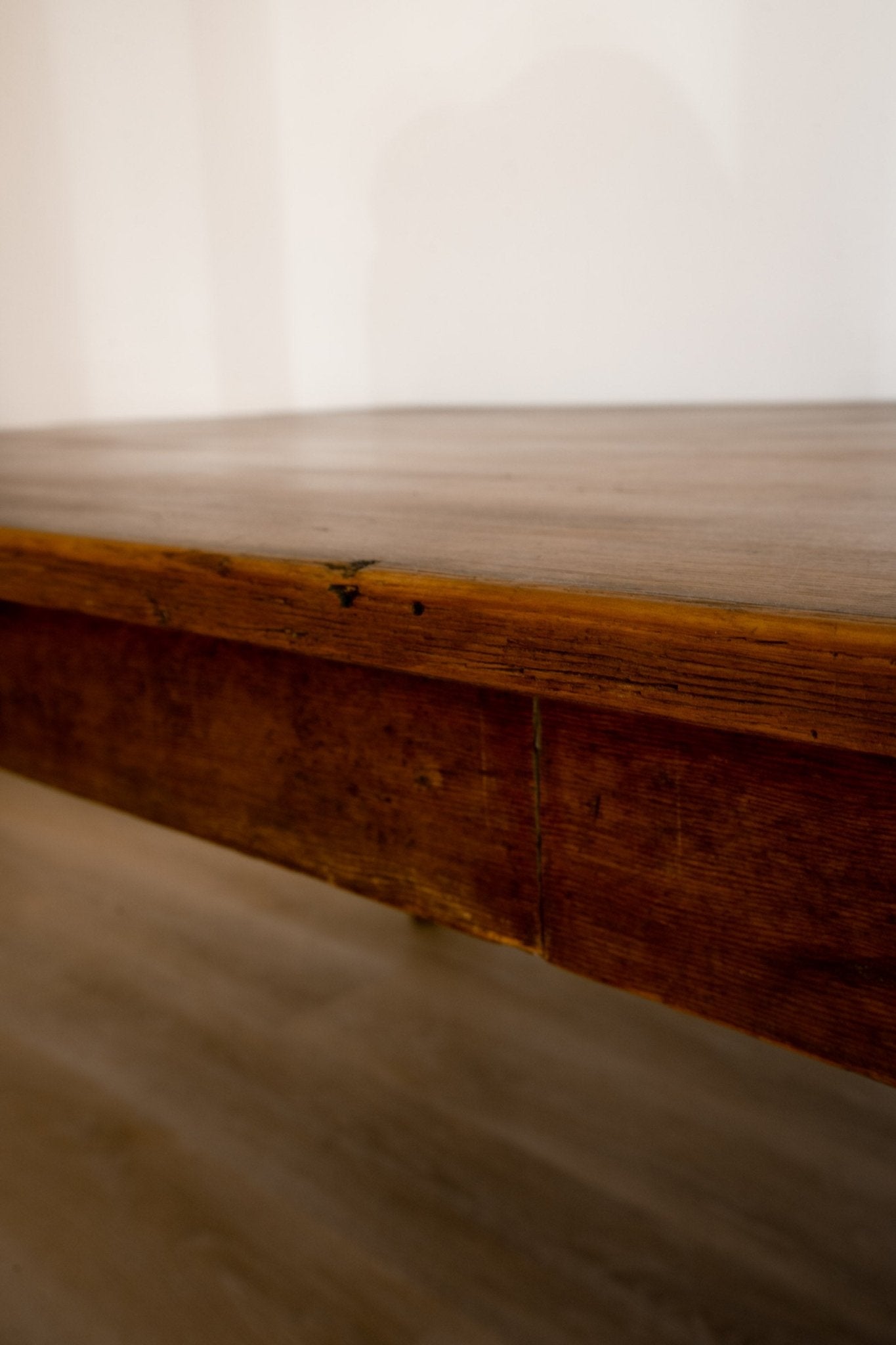 Large Early Victorian Pine Dairy Table - IDYLL MANOR