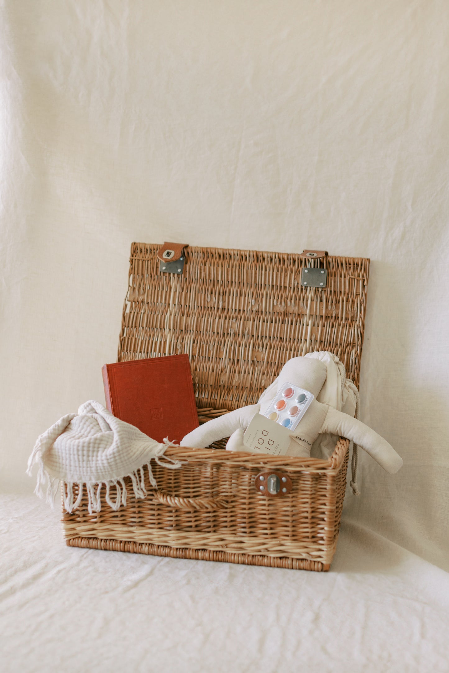 Doll Watercolor Set