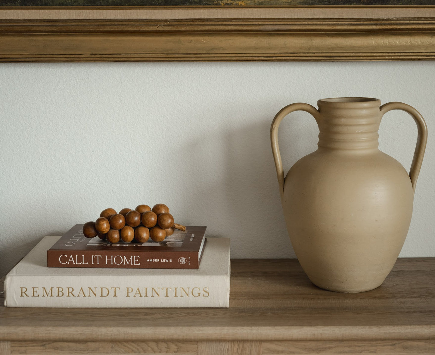 Hillstonia Urn