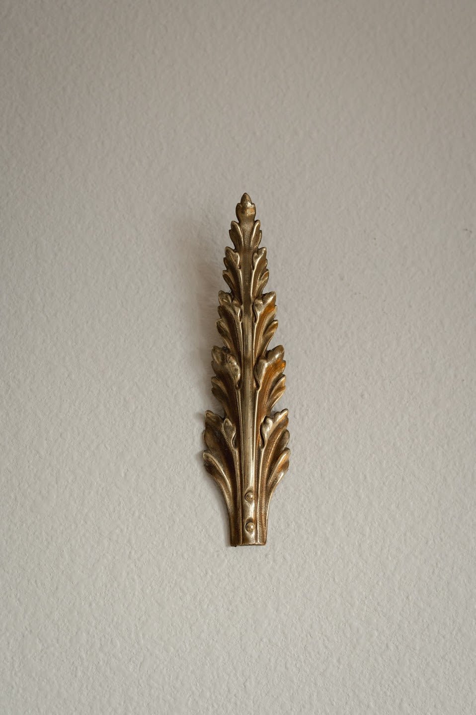 Brass Leaf Wall Ornament - IDYLL MANOR