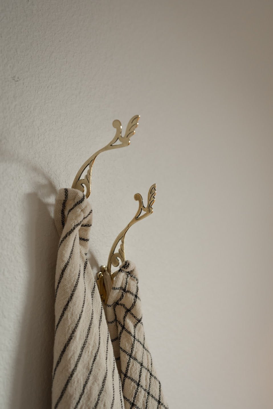 Brass Wall Hooks - IDYLL MANOR