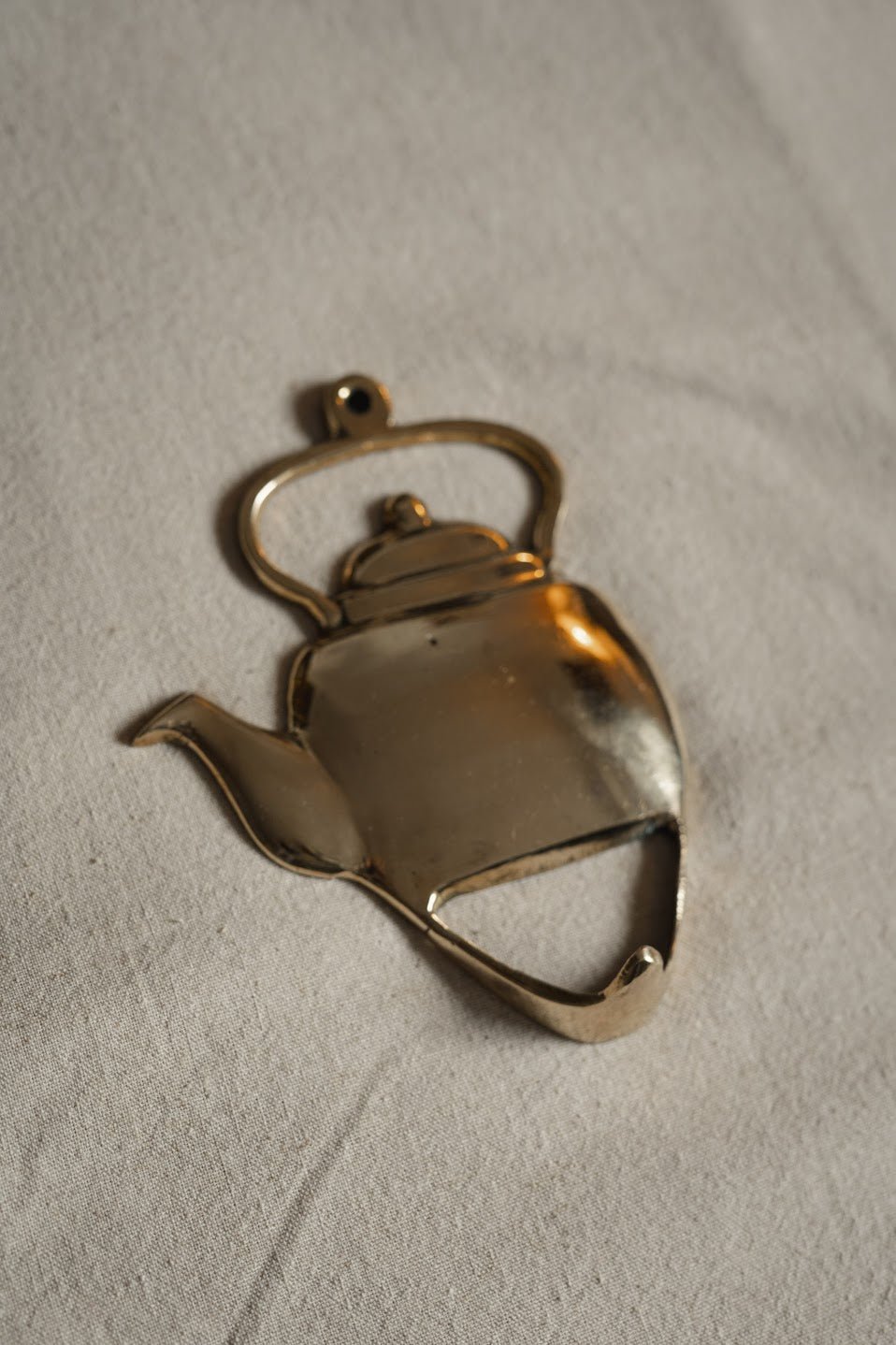 Tea Kettle Brass Hook - IDYLL MANOR