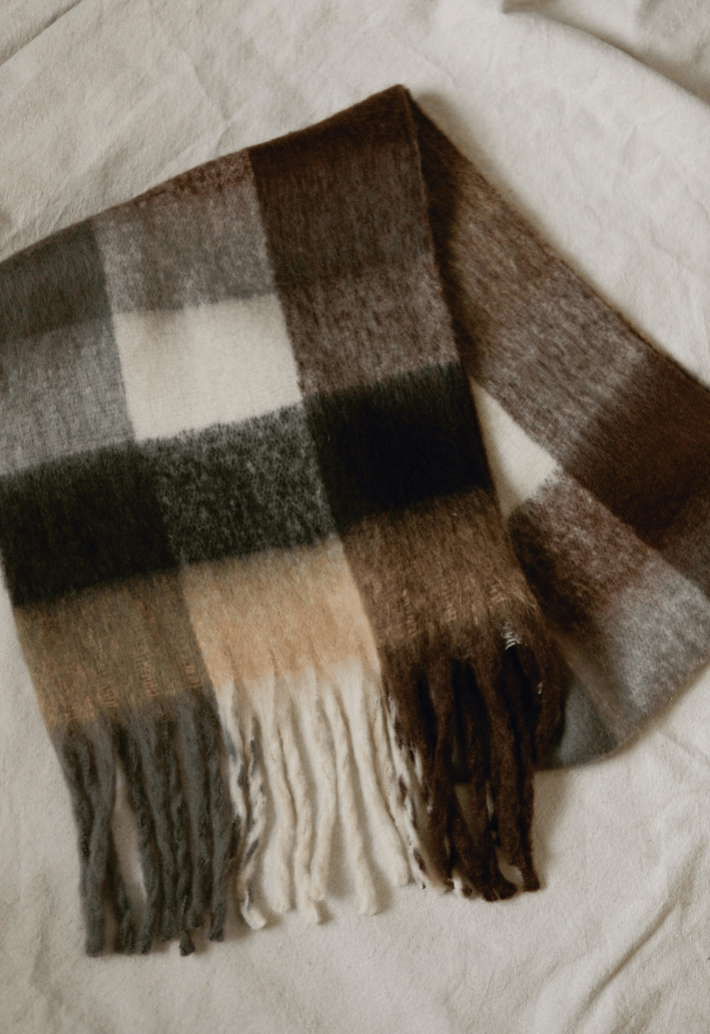 Oversized Chunky Scarf - IDYLL MANOR