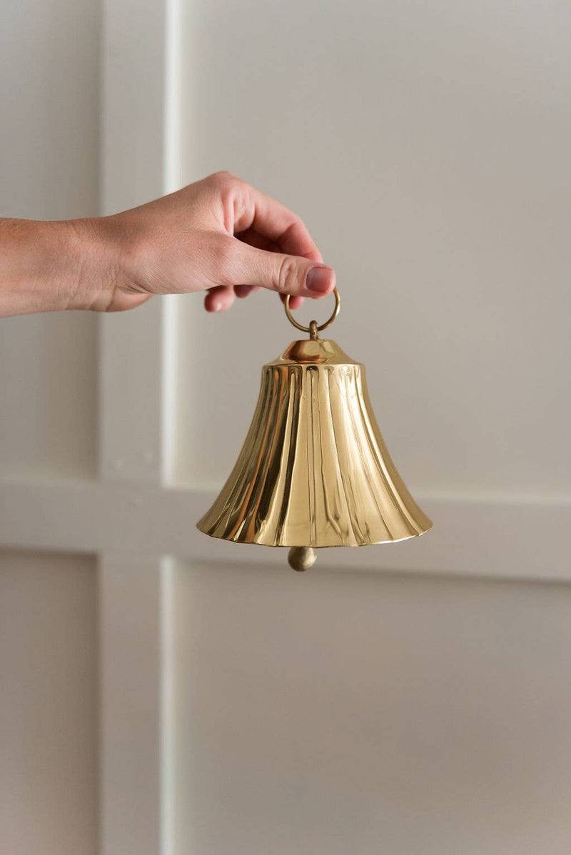 Scalloped Brass Bells - IDYLL MANOR