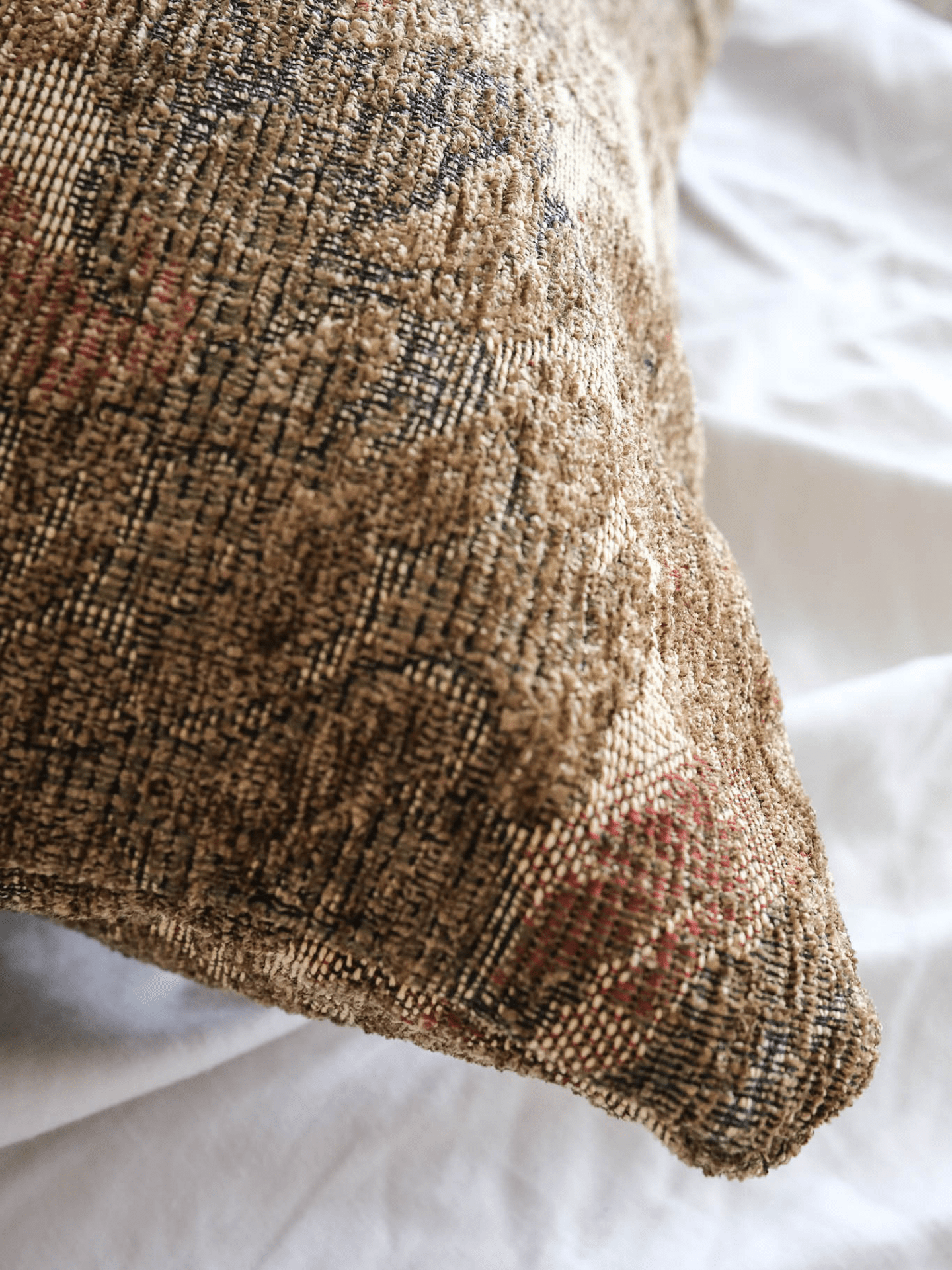 Sylvie Tapestry Pillow cover | 22 x 22 - IDYLL MANOR
