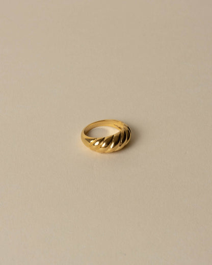 Croissant  Ring