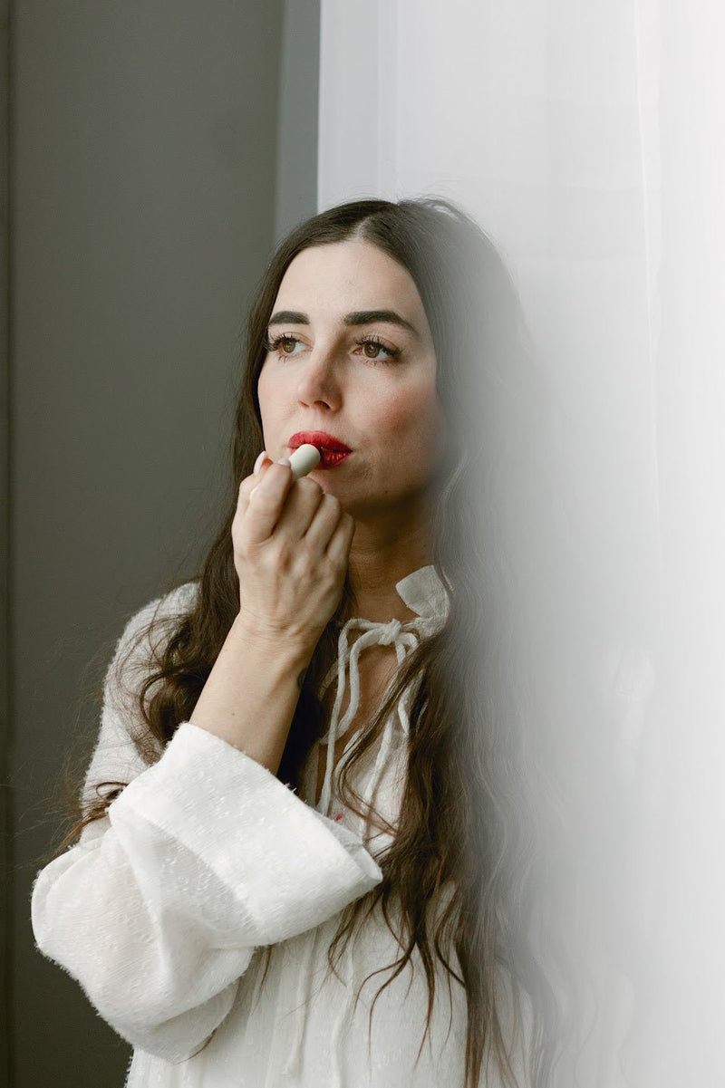 Blurring Tinted Lip Balm - IDYLL MANOR