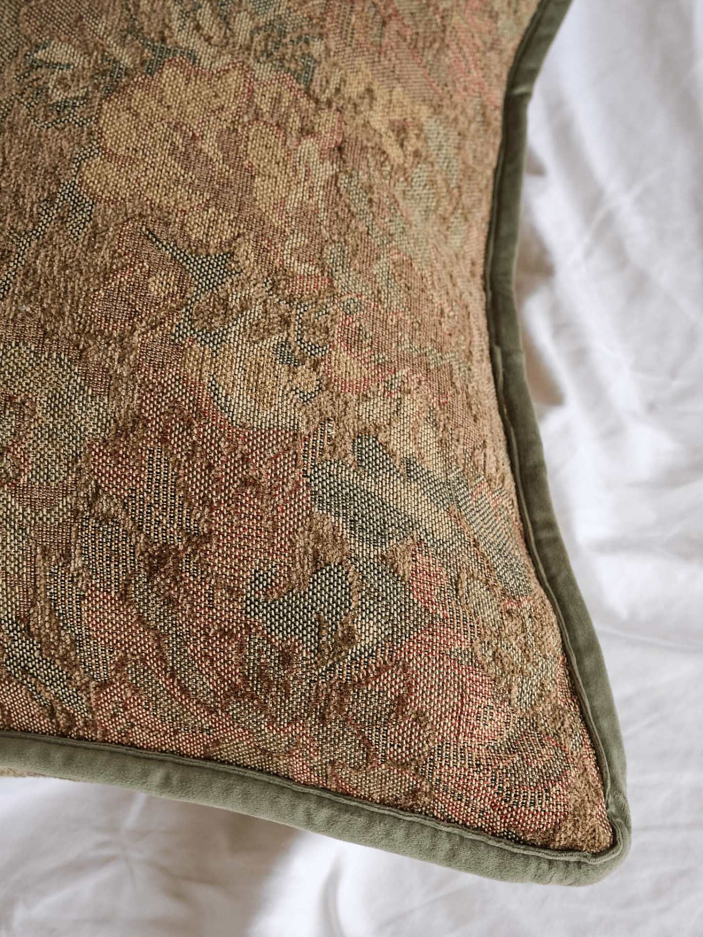 Sylvie Tapestry Pillow cover | 22 x 22 - IDYLL MANOR