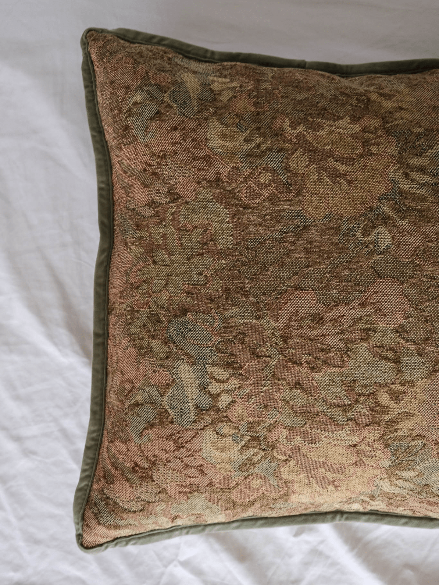 Sylvie Tapestry Pillow cover | 22 x 22 - IDYLL MANOR