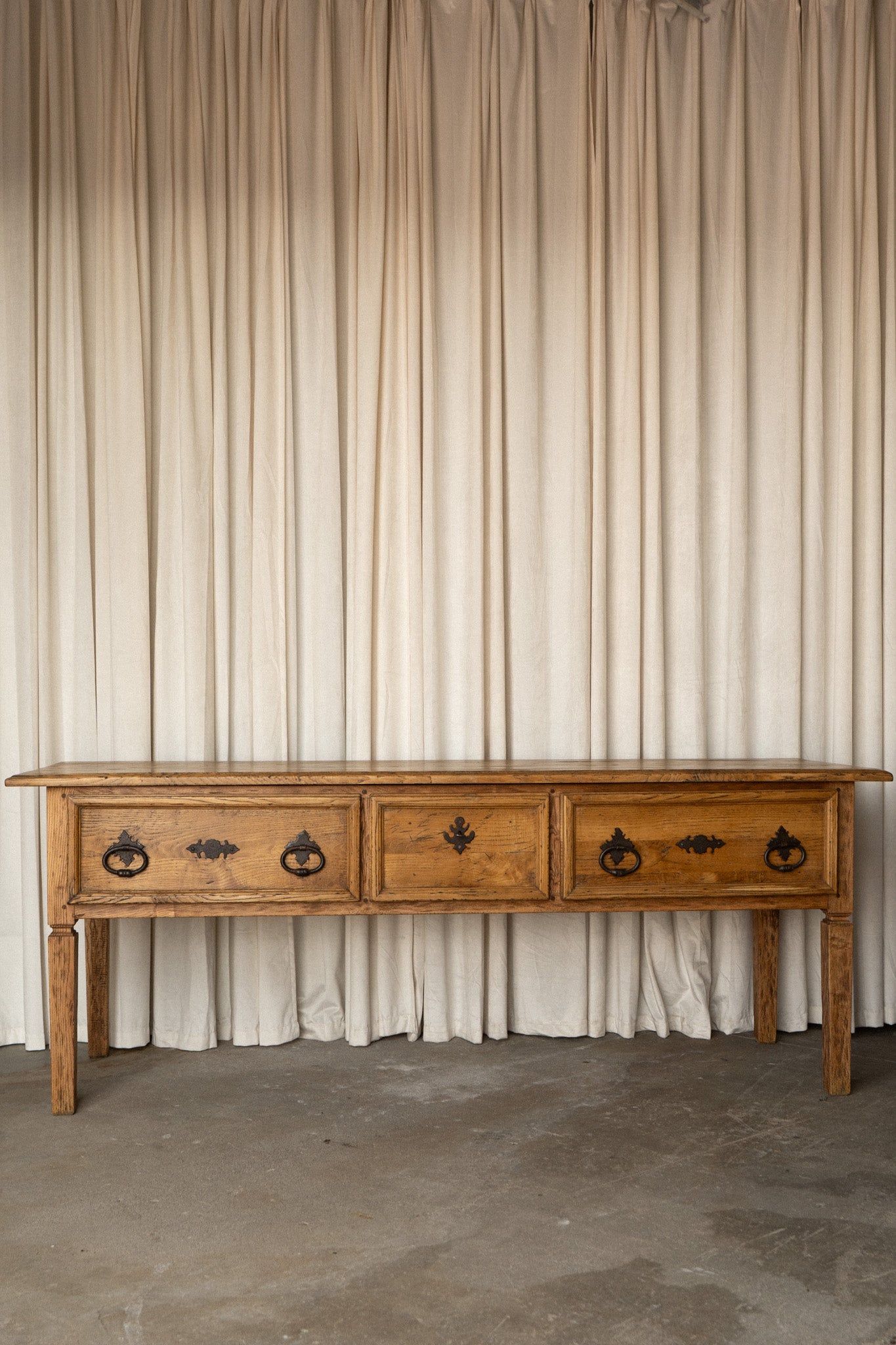 English Pine Kitchen Island, Server - IDYLL MANOR