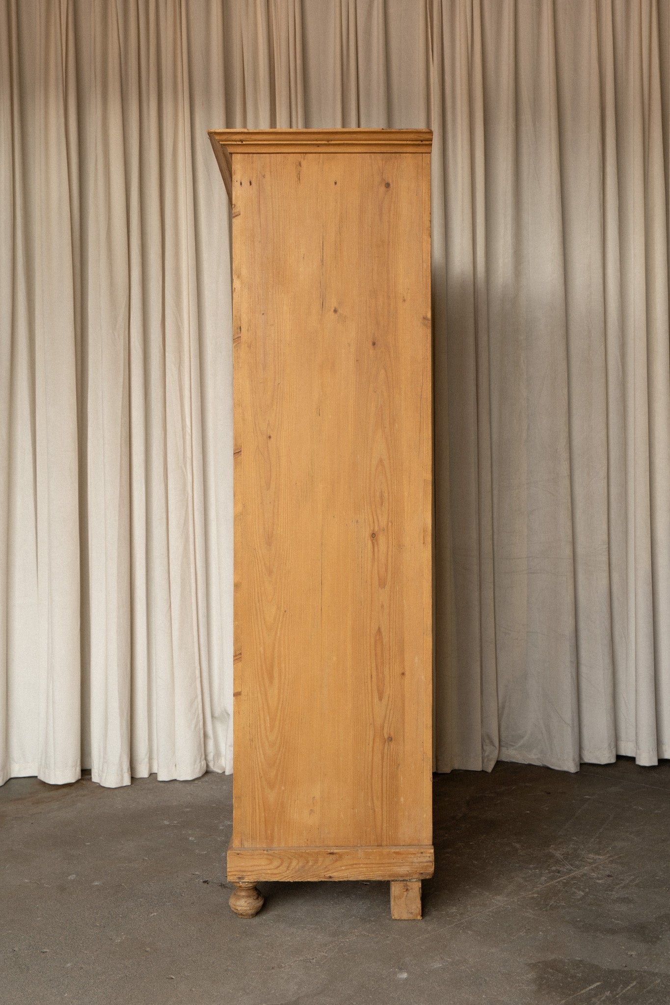 Pine Armoire | Silver Accents - IDYLL MANOR