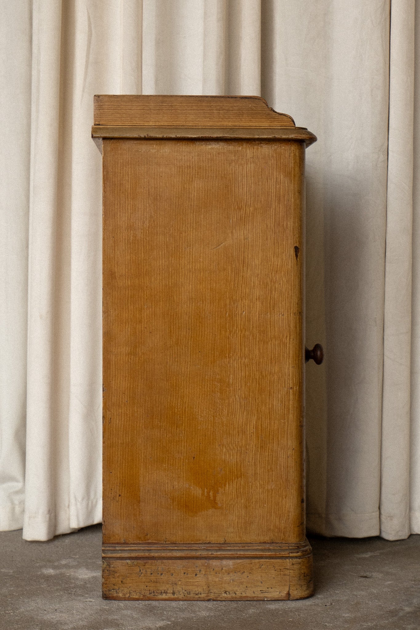 Single English Bedside Locker | Antique Pine Nightstand Cabinet - IDYLL MANOR