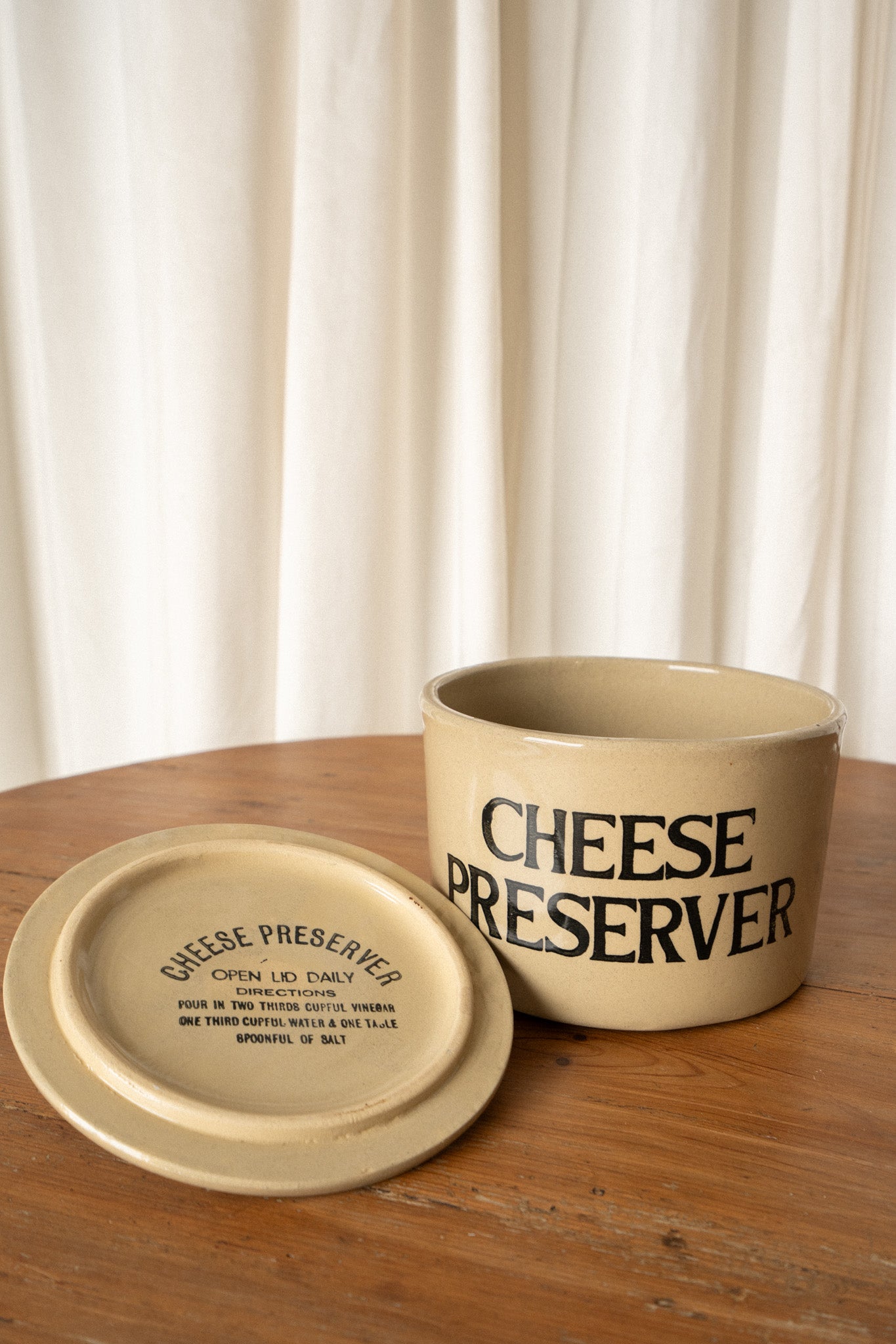 Vintage Cheese Preserver Canister - IDYLL MANOR
