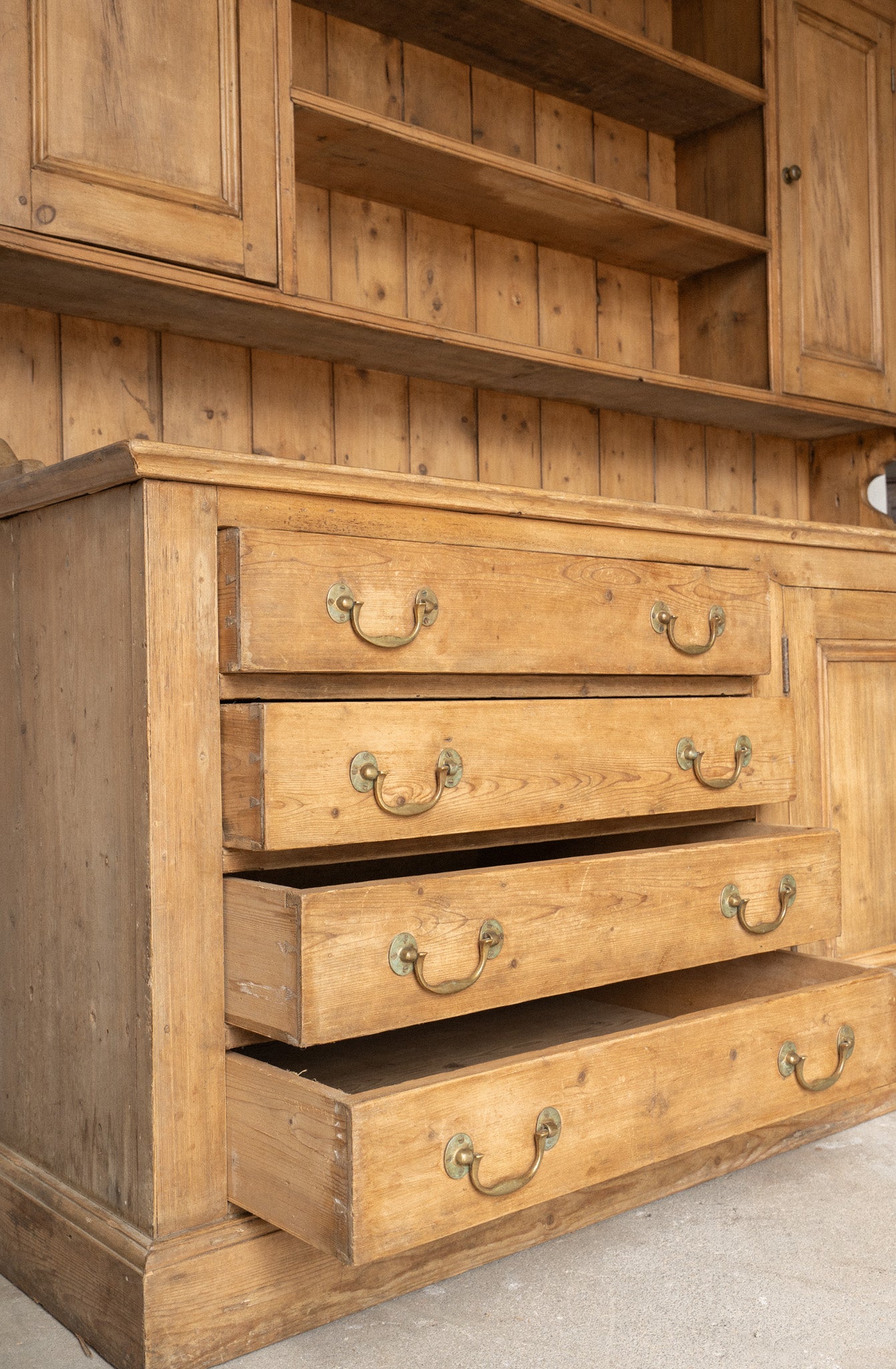 XL Antique Pine Kitchen Hutch | English Dresser Cabinet with Scalloped Shelving - IDYLL MANOR