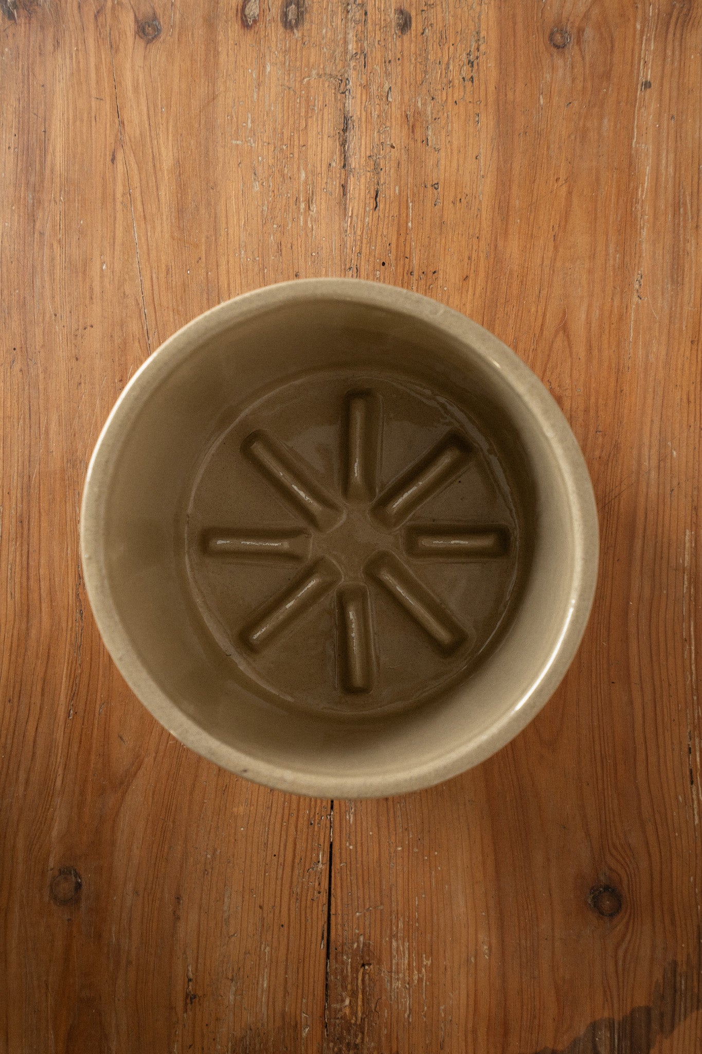 Vintage Cheese Preserver Canister - IDYLL MANOR