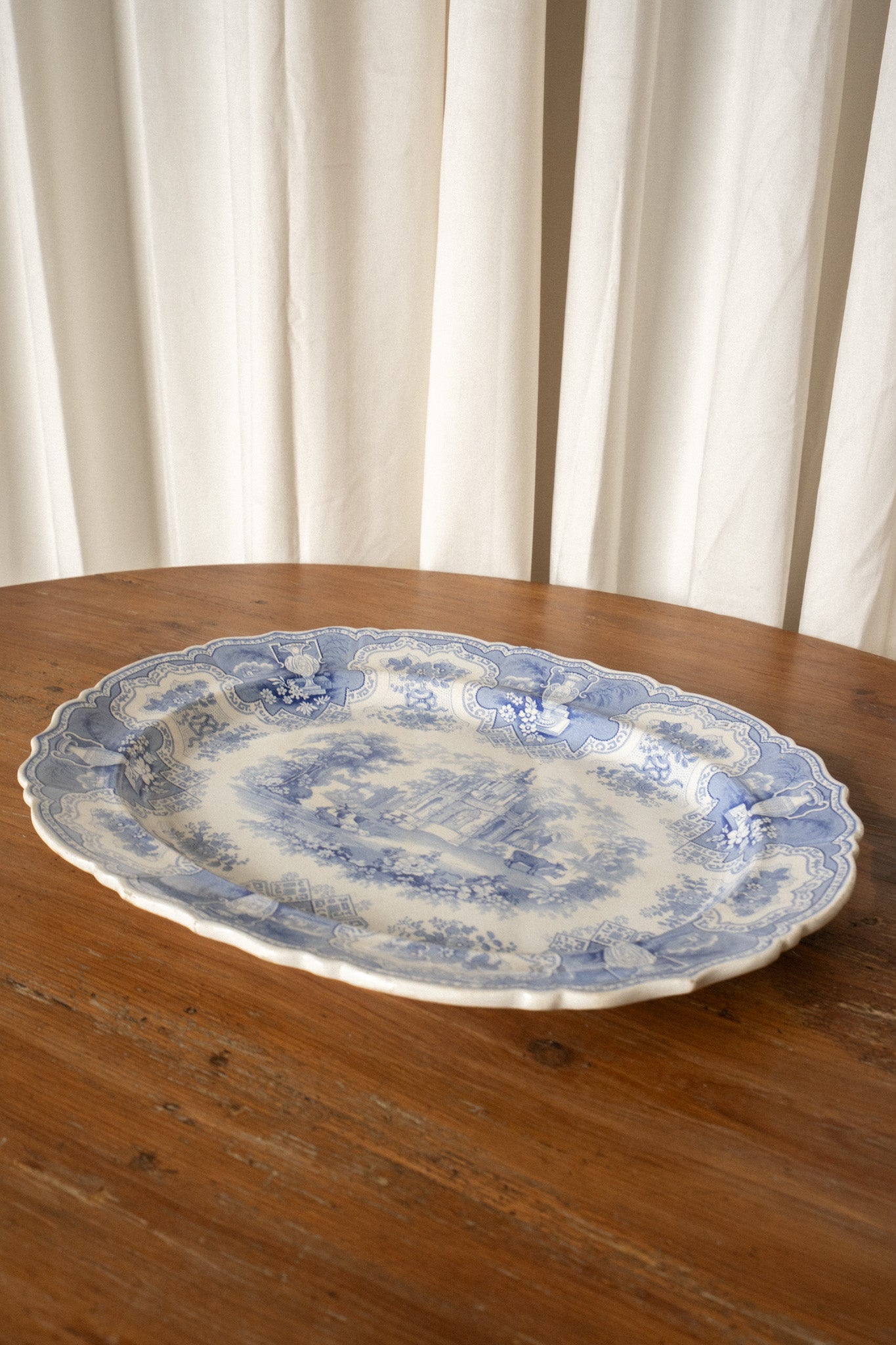 Large Victorian Serving Platter - IDYLL MANOR